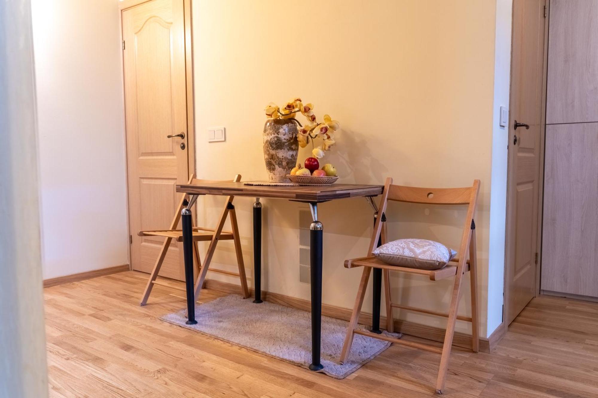 Cozy Suite With Inner Yard Vilnius Luaran gambar